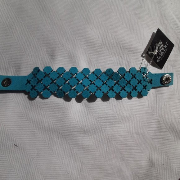 Rhinestone studded wrist wrap/bracelet. Faux Leather. Reversible. - Picture 3 of 10